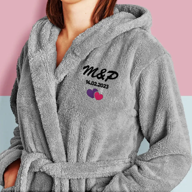 Monogram: Inicjały Serca - Szlafrok z Haftem