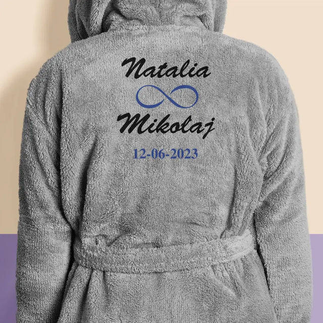 Monogram: Imiona Nieskończoność - Szlafrok z Haftem