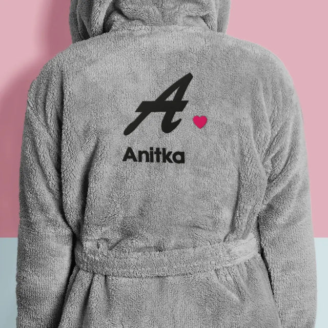 Monogram: Inicjał z Imieniem Ona - Szlafrok z Haftem