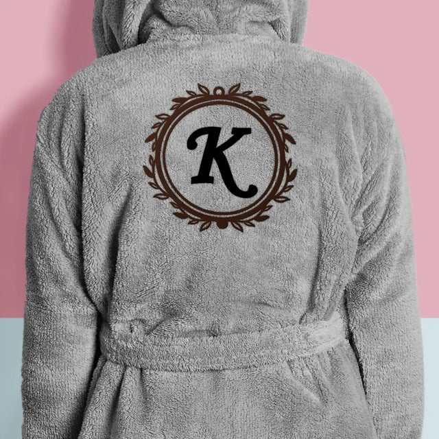 Monogram: Monogram Ozdobny - Szlafrok z Haftem