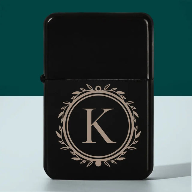 Monogram: Monogram Ozdobny - Zapalniczka z Grawerem