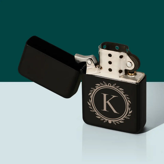Monogram: Monogram Ozdobny - Zapalniczka z Grawerem