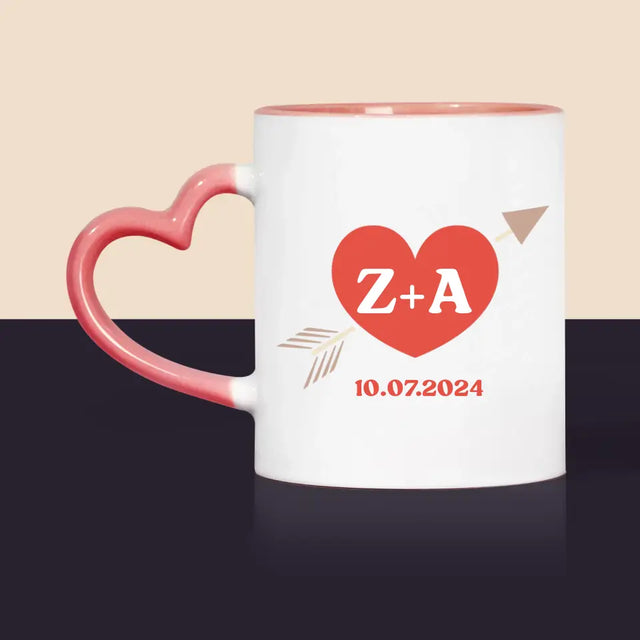 Monogram: Inicjały Serca Ze Strzałą - Kubek z Nadrukiem