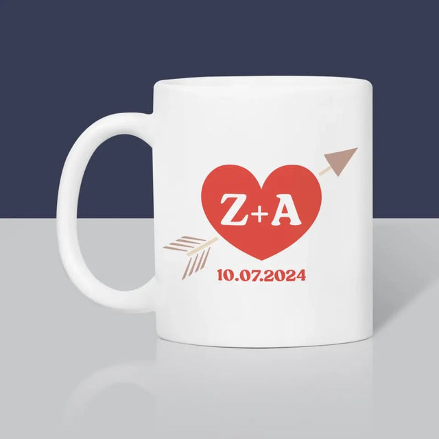 Monogram: Inicjały Serca Ze Strzałą - Kubek z Nadrukiem