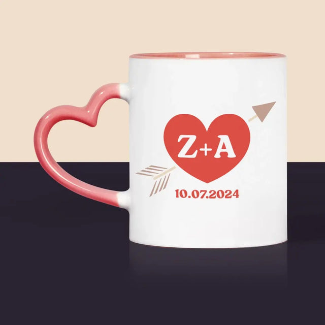 Monogram: Inicjały Serca Ze Strzałą - Kubek z Nadrukiem