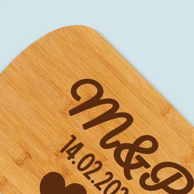 Monogram: Inicjały Serca - Deska Kuchenna z Grawerem