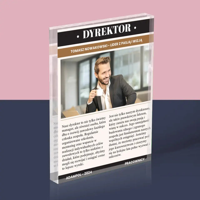 Okładka Magazynu: Dyrektor - Blok Akrylowy