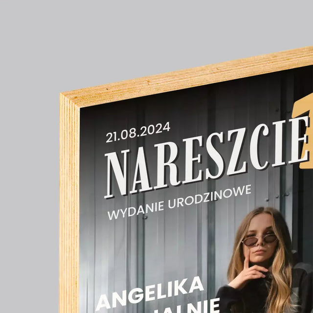 Okładka Magazynu: Nareszcie 18 - Wydruk Na Drewnie
