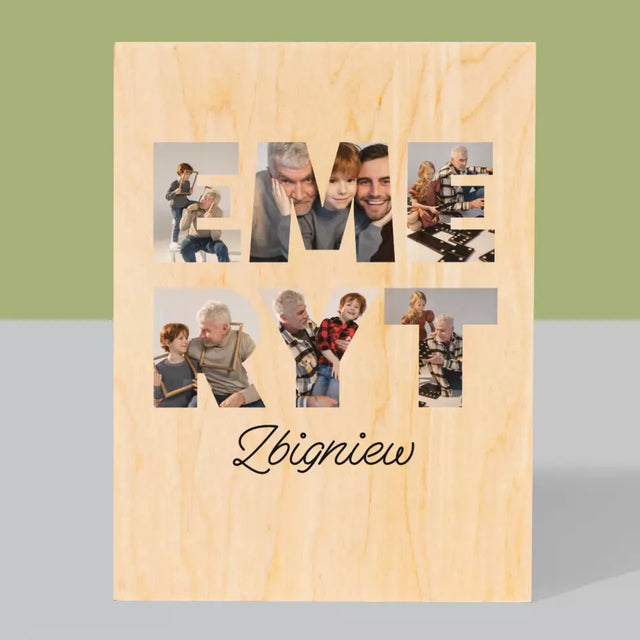 Słowo Ze Zdjęć: Emeryt - Wydruk Na Drewnie