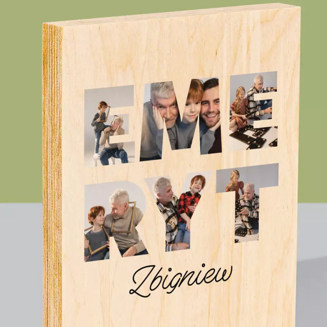 Słowo Ze Zdjęć: Emeryt - Wydruk Na Drewnie