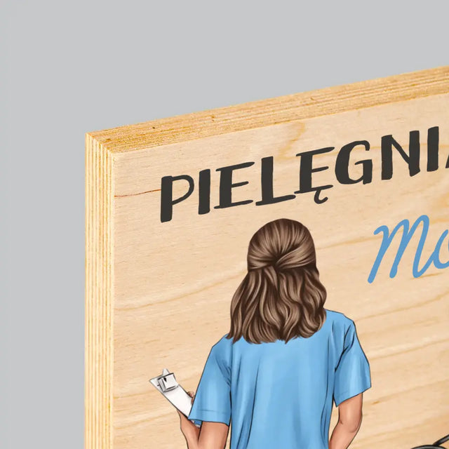 Kreator Postaci: Cechy Pielęgniarki - Wydruk Na Drewnie