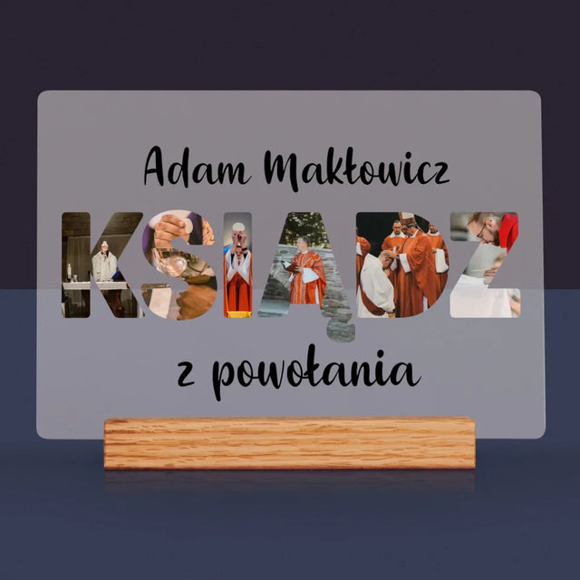 Słowo Ze Zdjęć: Ksiądz z Powołania - Wydruk Na Szkle Akrylowym