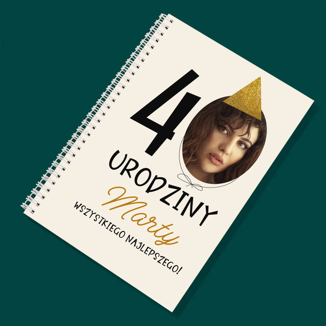 Zdjęcie I Podpis: 40 Urodziny Czapeczka - Dzienny Planer na Spirali