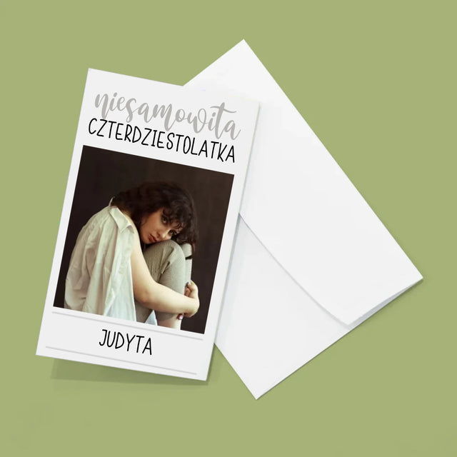 Fotokolaż: Niesamowita Czterdziestolatka - Duża Harmonijka Ze Zdjęć
