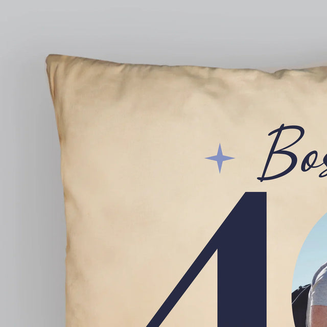 Zdjęcie I Podpis: Boski 40-Latek - Poduszka z Nadrukiem