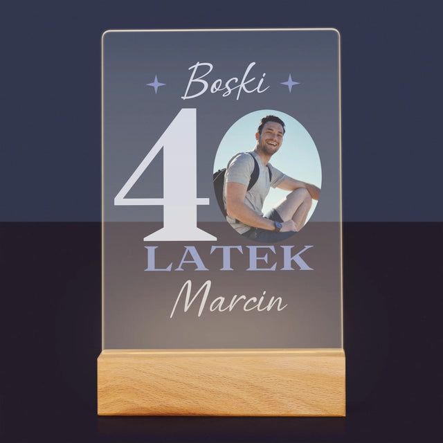 Zdjęcie I Podpis: Boski 40-Latek - Wydruk Na Szkle Akrylowym