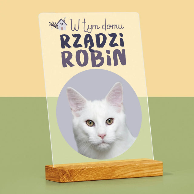 Zdjęcie i Podpis: w Tym Domu Rządzi Zwierzak - Wydruk Na Szkle Akrylowym