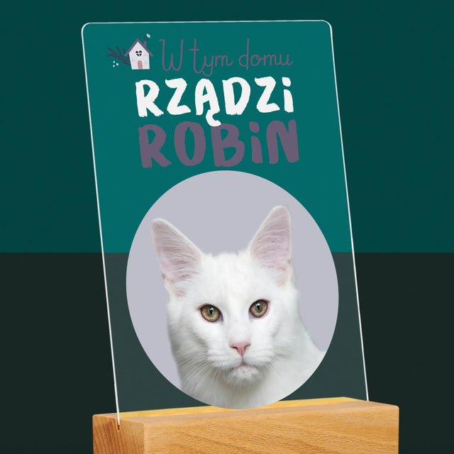 Zdjęcie i Podpis: w Tym Domu Rządzi Zwierzak - Wydruk Na Szkle Akrylowym