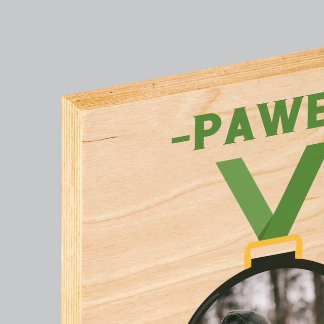 Zdjęcie I Podpis: Myśliwy Na Medal - Wydruk Na Drewnie