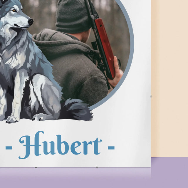 Zdjęcie I Podpis: Wilk Wśród Myśliwych - Personalizowany Plakat