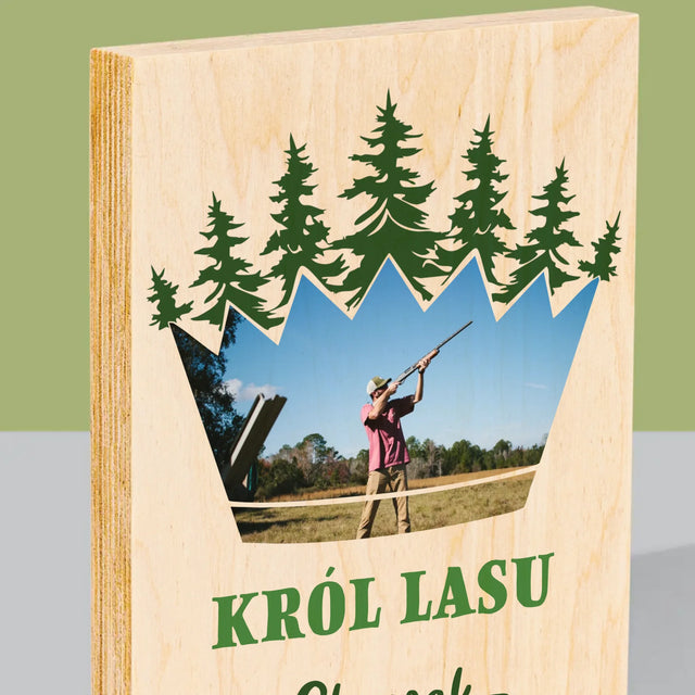 Kształt Ze Zdjęć: Król Lasu - Wydruk Na Drewnie