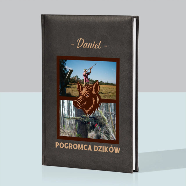 Fotokolaż: Pogromca Dzików - Notes Książkowy z Nadrukiem