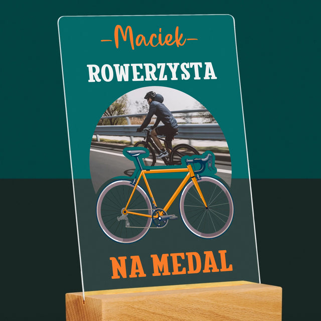 Zdjęcie I Podpis: Rowerzysta Na Medal - Wydruk Na Szkle Akrylowym