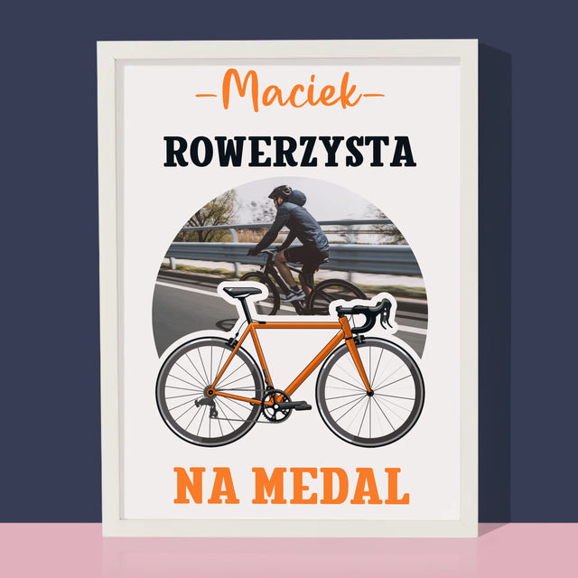 Zdjęcie I Podpis: Rowerzysta Na Medal - Wydruk Obramowany