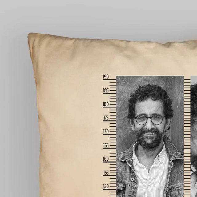 Fotokolaż: Skazany Na 60 Lat - Poduszka z Nadrukiem