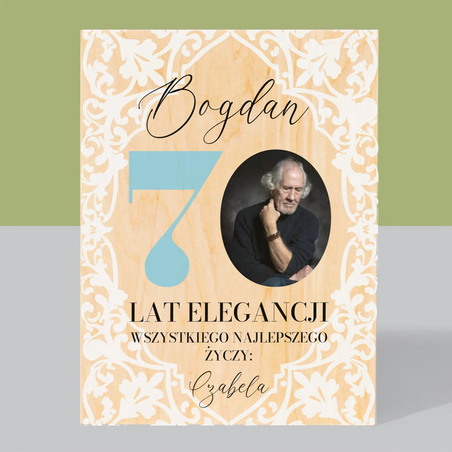 Zdjęcie I Podpis: 70 Lat Elegancji - Wydruk Na Drewnie