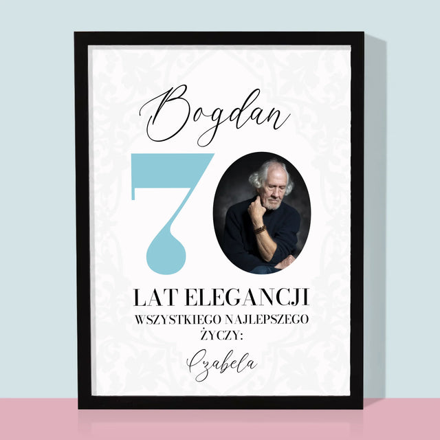 Zdjęcie I Podpis: 70 Lat Elegancji - Wydruk Obramowany
