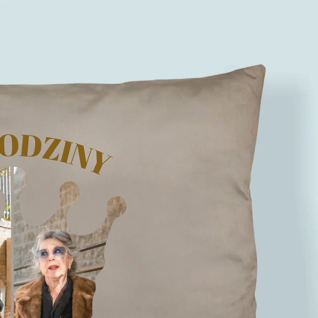 Kształt Ze Zdjęć: 70 Urodziny Królowa - Poduszka z Nadrukiem