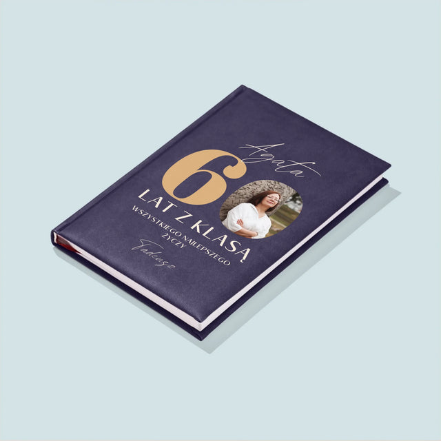Zdjęcie i Podpis: 60 Lat z Klasą - Notes Książkowy