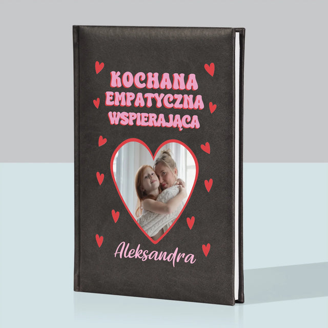 Zdjęcie i Podpis: Cechy Mamusi - Notes Książkowy z Nadrukiem