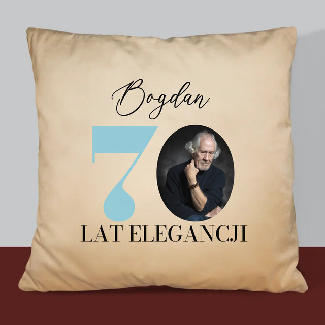 Zdjęcie I Podpis: 70 Lat Elegancji - Poduszka z Nadrukiem