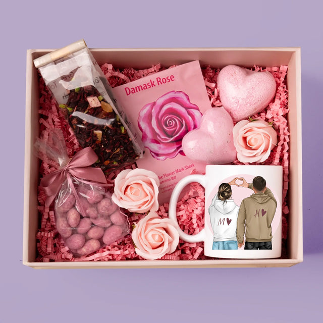 Kreator Postaci: Para Serce - Zestaw prezentowy z kubkiem i różanym spa