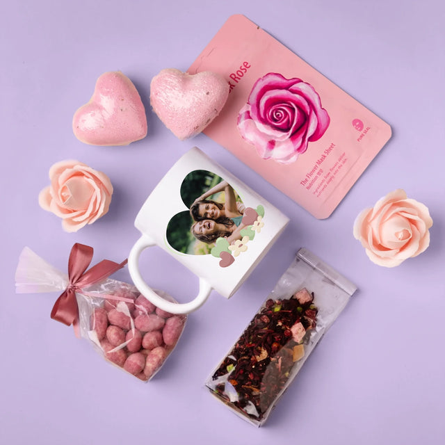 Zdjęcie i Podpis: Czy Zostaniesz Moją Świadkową Kwiaty - Zestaw prezentowy z kubkiem i różanym spa