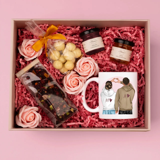 Kreator Postaci: Para Serce - Zestaw prezentowy z kubkiem, herbatą i słodkościami