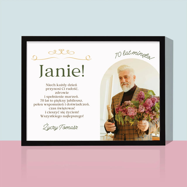 Zdjęcie I Podpis: 70 Lat Minęło - Wydruk Obramowany