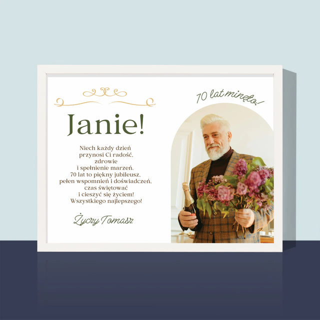 Zdjęcie I Podpis: 70 Lat Minęło - Wydruk Obramowany