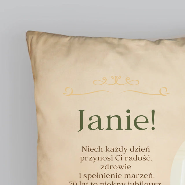 Zdjęcie I Podpis: 70 Lat Minęło - Poduszka z Nadrukiem