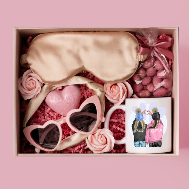 Kreator Postaci: Zimowe Przyjaciółki - Zestaw prezentowy z kubkiem i satynową opaską