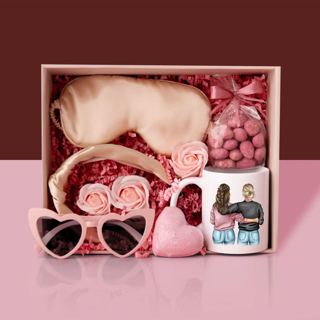 Kreator Postaci: 18 Urodziny Przyjaciółki - Zestaw prezentowy z kubkiem i satynową opaską