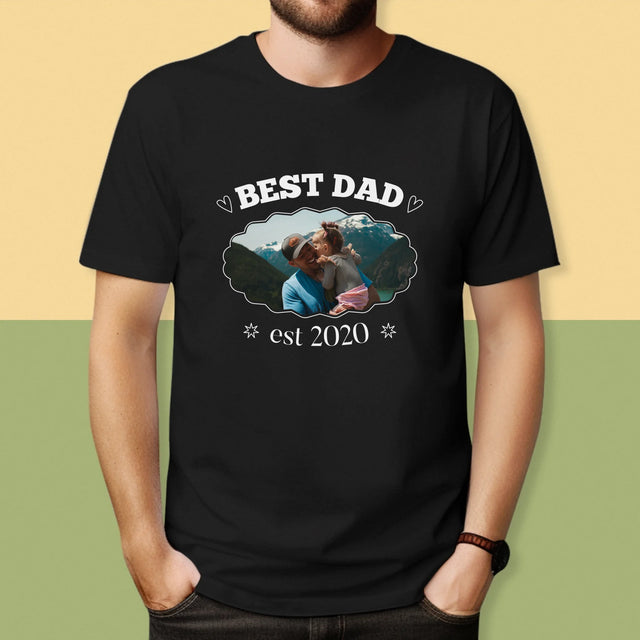 Zdjęcie I Podpis: Best Dad Established - Koszulka Męska z Nadrukiem