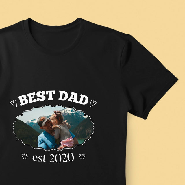 Zdjęcie I Podpis: Best Dad Established - Koszulka Męska z Nadrukiem