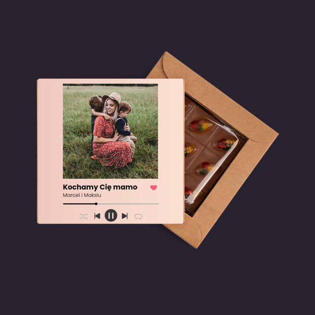 Zdjęcie I Podpis: Kochamy Cię Mamo - Dubajska Czekolada