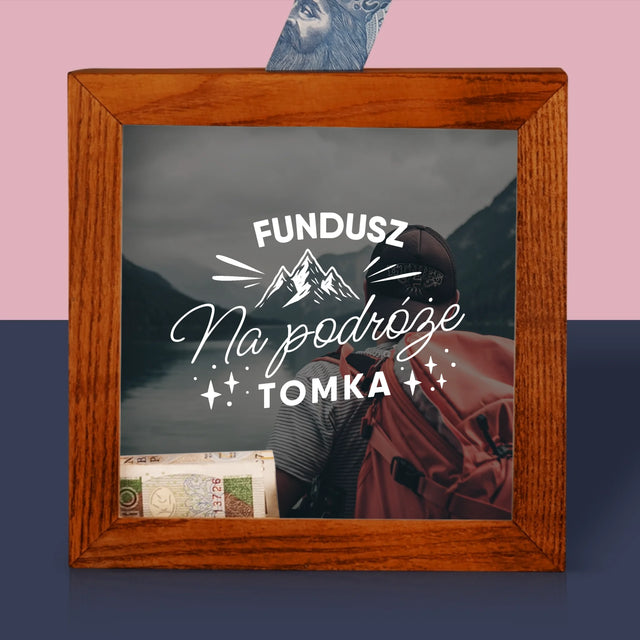 Zdjęcie I Podpis: Na Podróże - Drewniana Skarbonka