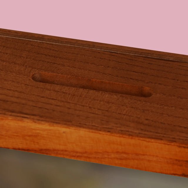 Zdjęcie I Podpis: Fundusz Na - Drewniana Skarbonka