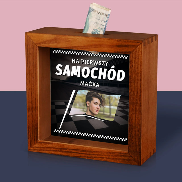 Zdjęcie I Podpis: Na Pierwszy Samochód - Drewniana Skarbonka