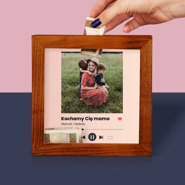 Zdjęcie I Podpis: Kochamy Cię Mamo - Drewniana Skarbonka